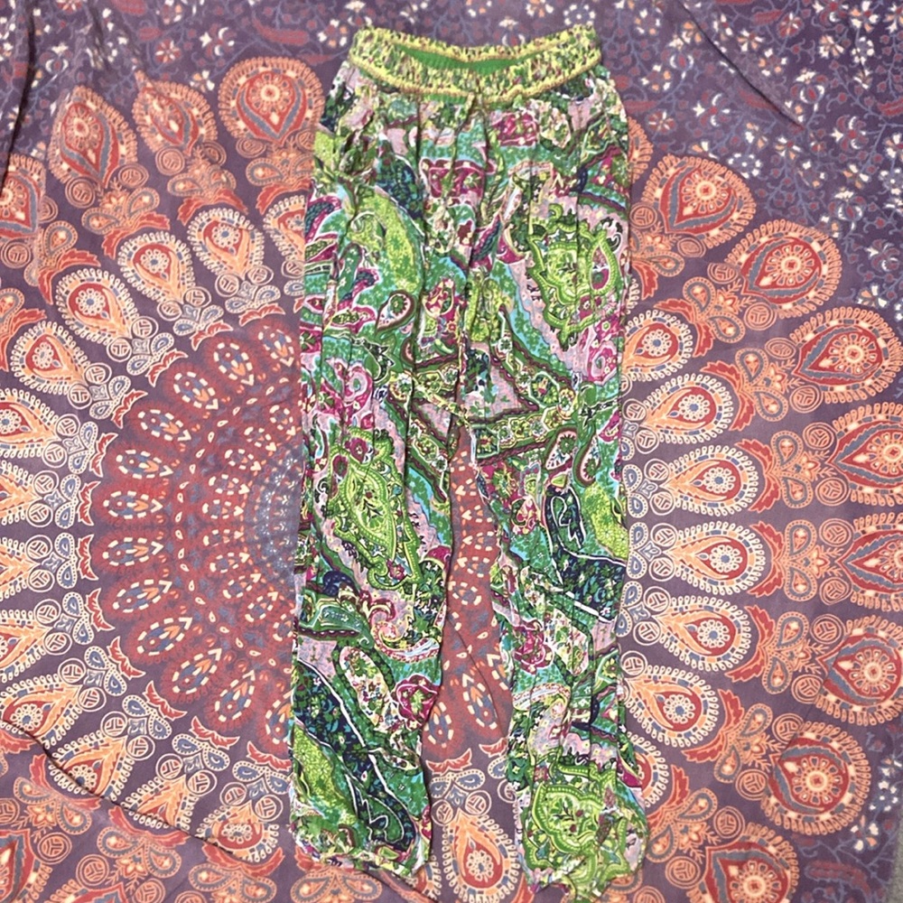Sahiba Soft green pants 🌺